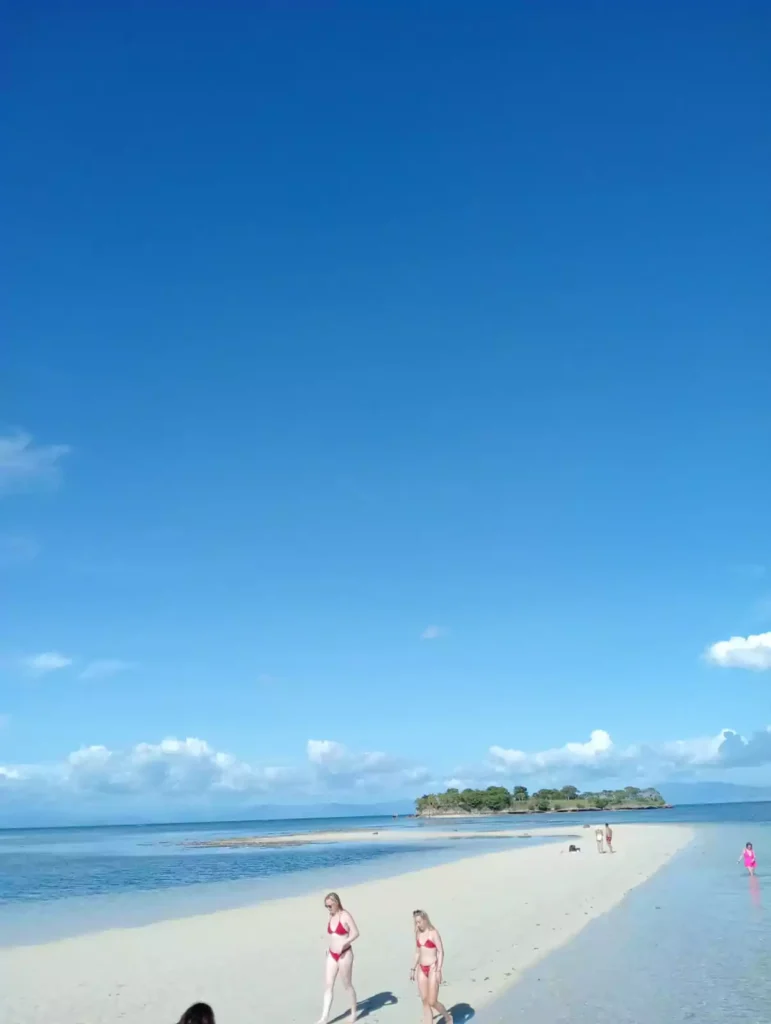 Pink Beach Lombok Tour